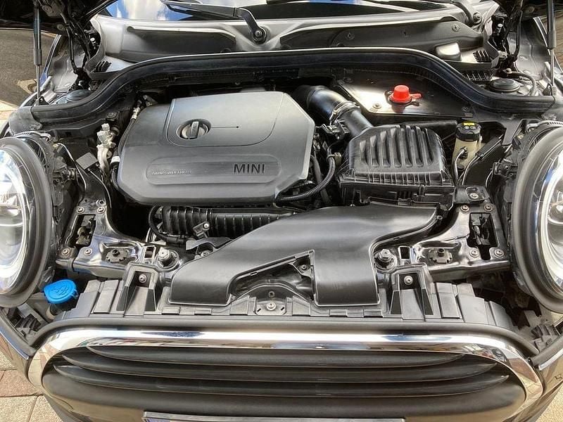 Second-hand Mini ONE 102 CP (75 kW) 2019 Negru Hatchback