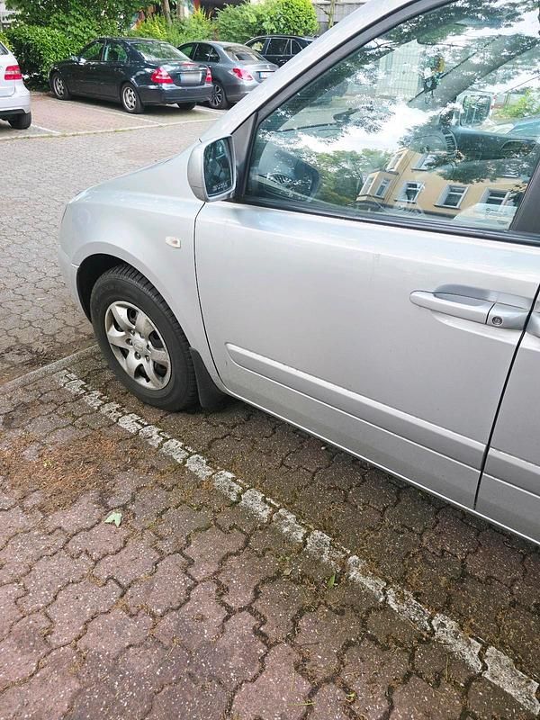 Gebraucht Kia Carnival 189 PS (139 kW) 2008 Grau Van / Kleinbus