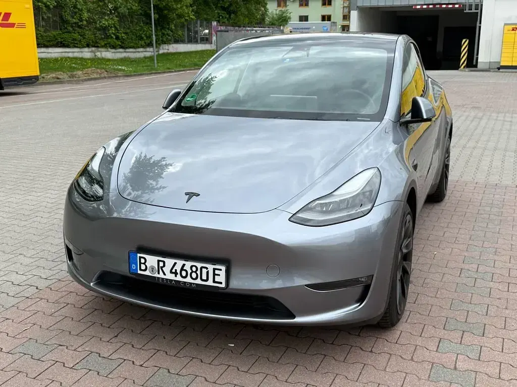Usado Tesla Model Y Long Range AWD 274 kW (373 CV) 2023 Gris SUV
