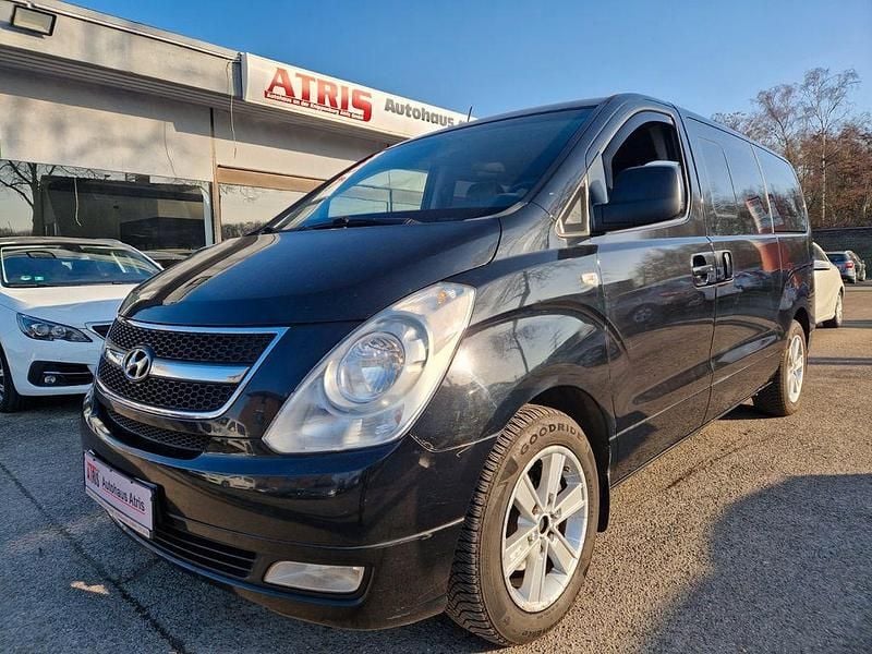 Gebraucht Hyundai H-1 170 PS (125 kW) 2012 Schwarz Van / Kleinbus