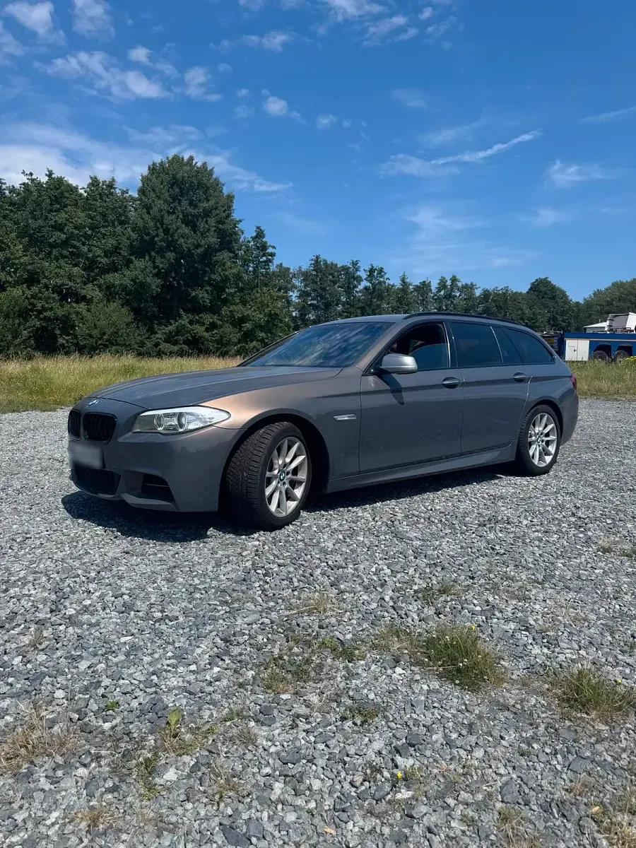 Gebraucht BMW M550 381 PS (280 kW) 2012 Limousine