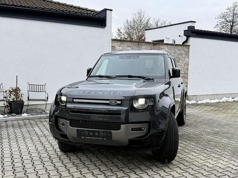 Neu Land Rover Defender SE Dynamic 249 PS (183 kW) 2025 Carpathian grey SUV