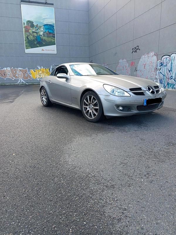 Gold Gebraucht 2005 Mercedes SLK200 Cabrio | 7.300 € (Superpreis) - Bild 1/4