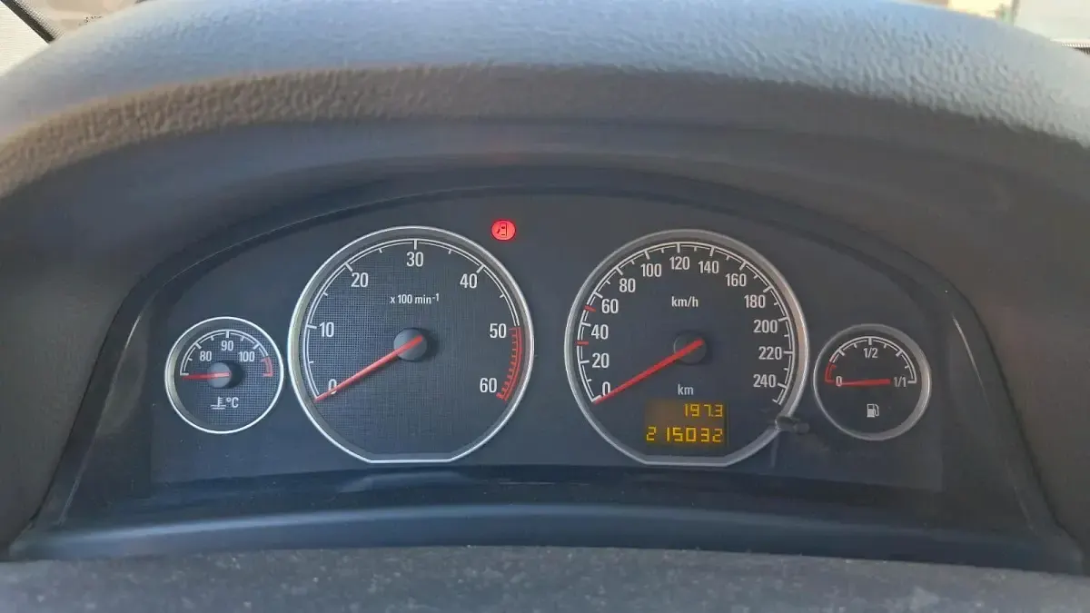 Gebraucht Opel Vectra 150 PS (110 kW) 2008 Schwarz Kombi