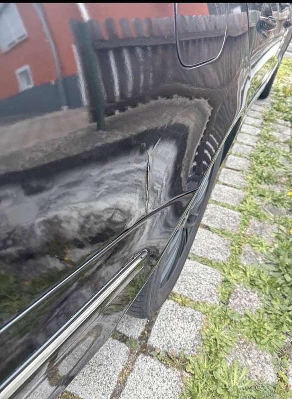 Gebraucht Mercedes E220 Classic 408 PS (300 kW) 2002 Limousine