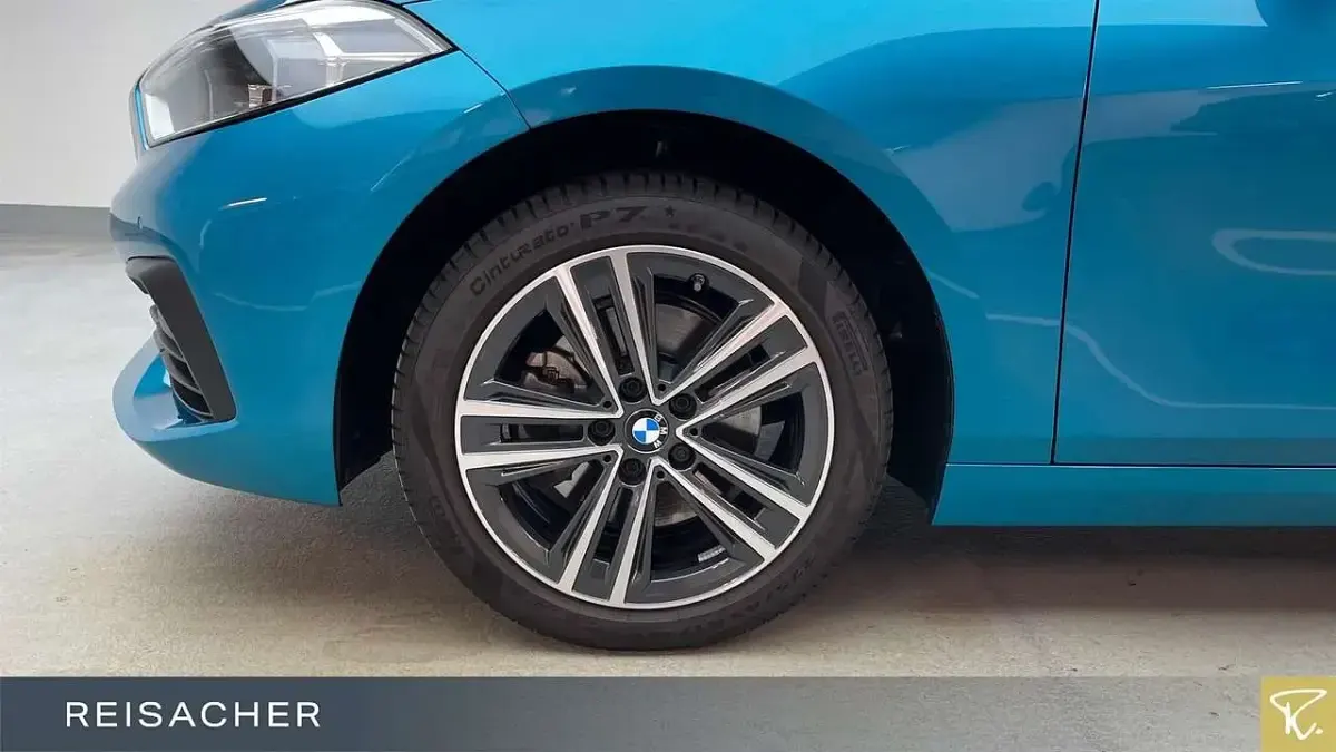 Gebraucht BMW 118 Advantage 140 PS (102 kW) 2023 Blau Kleinwagen