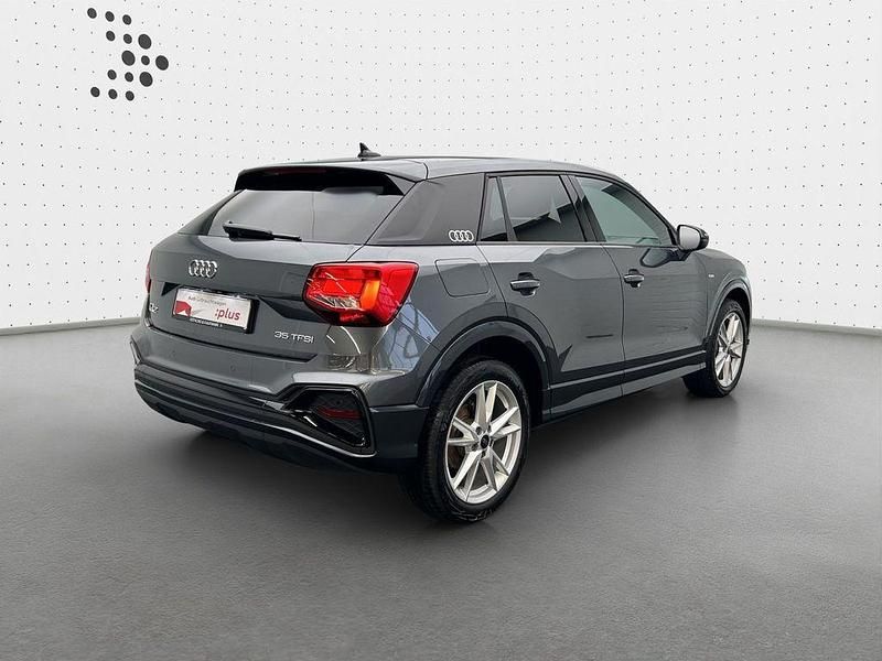 Gebraucht Audi Q2 S-Line 150 PS (110 kW) 2025 Grau SUV