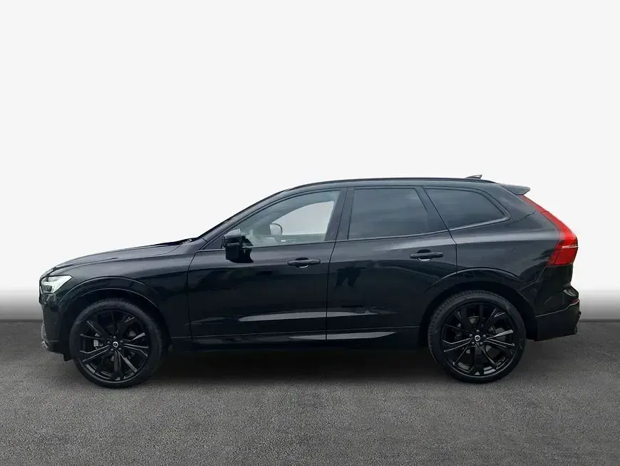 Gebraucht Volvo XC60 Ultra 250 PS (183 kW) 2025 Onyx black metallic SUV