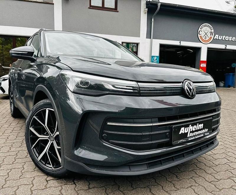 Uranograu Neu 2024 VW Tiguan SUV | 37.485 € (Superpreis) - Bild 1/4