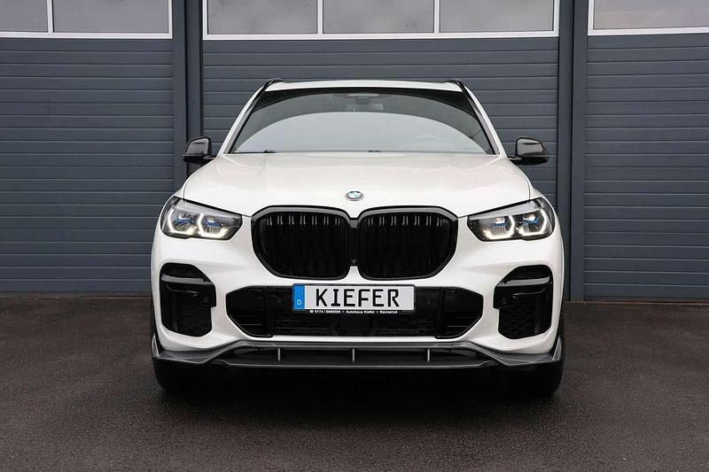 Gebraucht BMW X5 M 530 PS (389 kW) 2022 Mineralweiß metallic SUV