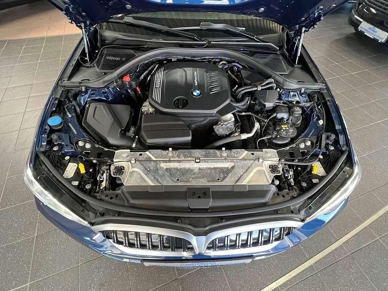 Gebraucht BMW 320 Shadowline 190 PS (139 kW) 2022 Blau Kombi