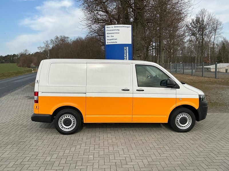 Gebraucht VW Transporter 105 PS (77 kW) 2014 Weiß Van