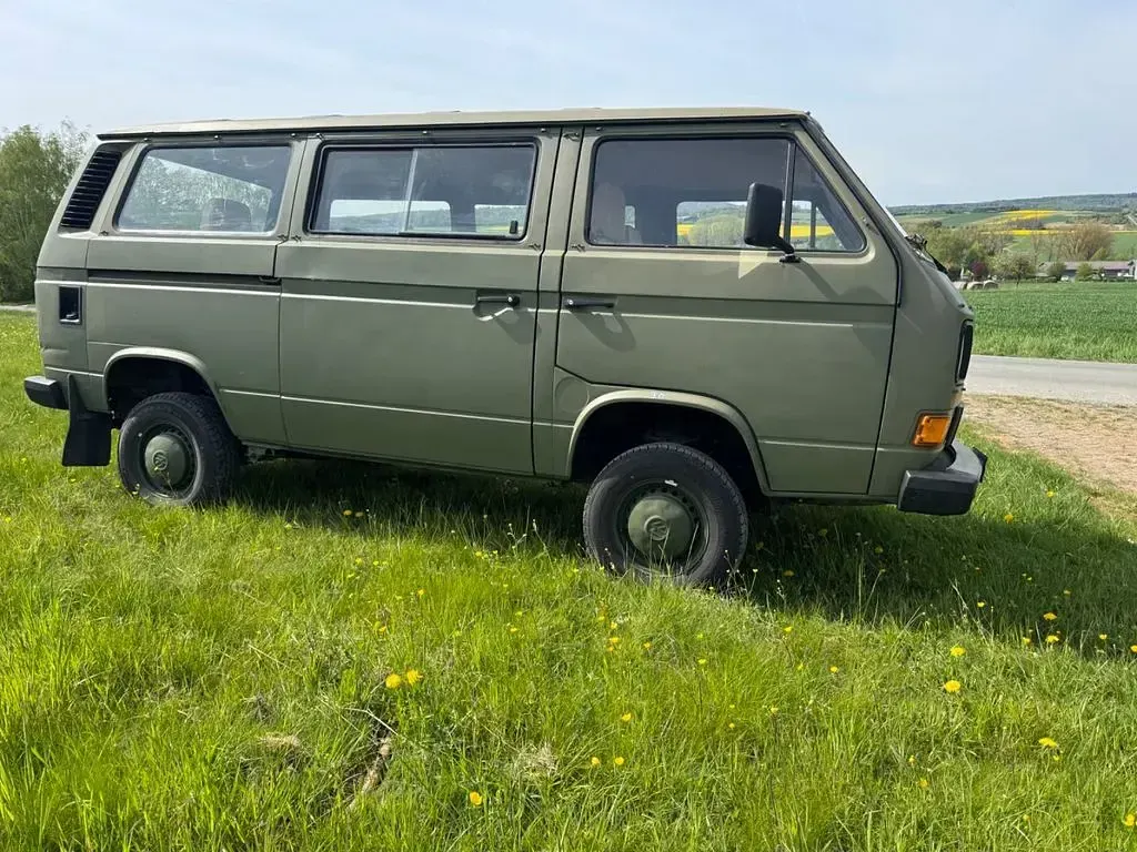 Gebraucht VW Caravelle 69 PS (50 kW) 1992 Grün Van