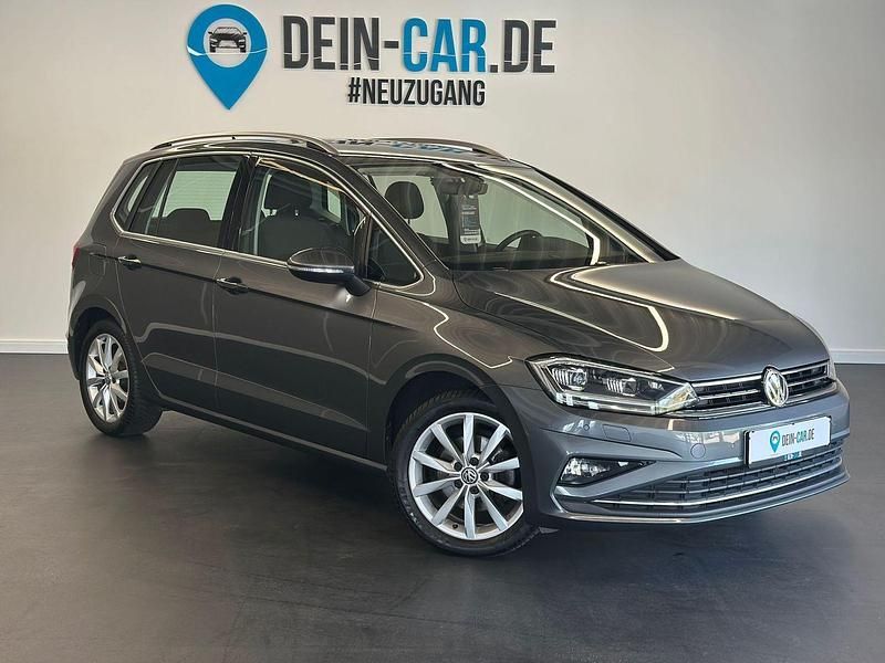Gebraucht VW Golf VII Highline 131 PS (96 kW) 2019 Grau Kleinwagen