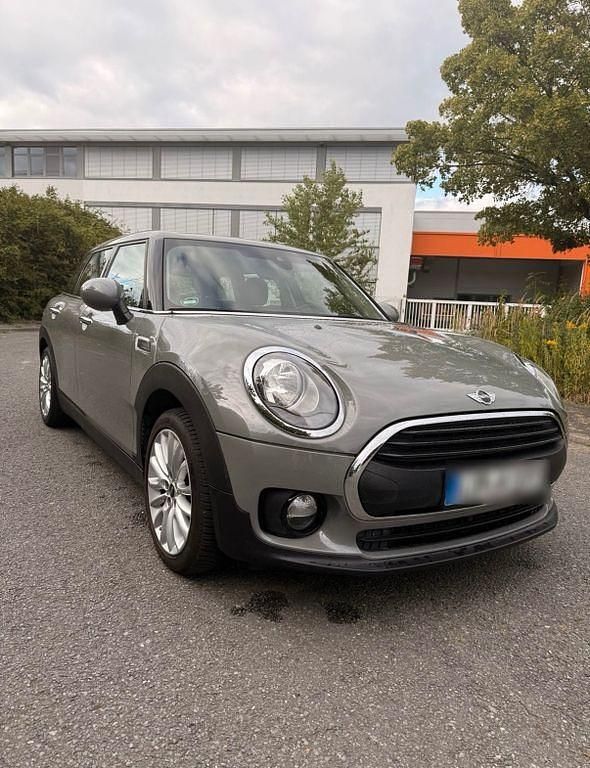 Grau Gebraucht 2017 Mini One Clubman Kombi | 12.900 € (Fairer Preis) - Bild 1/4