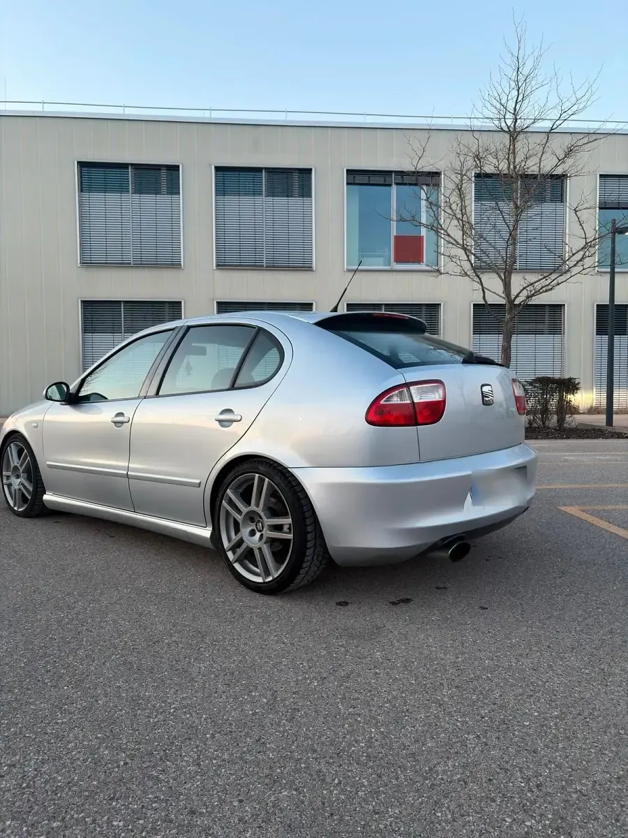 Gebraucht Seat Leon CUPRA 224 PS (164 kW) 2005 Silber Kleinwagen