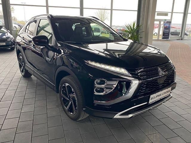 Gebraucht Mitsubishi Eclipse Cross Plus 188 PS (138 kW) 2024 Schwarz SUV