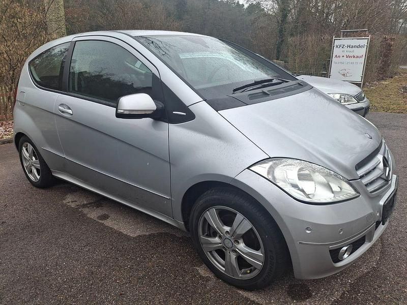 Gebraucht Mercedes A200 136 PS (100 kW) 2009 Silber Limousine