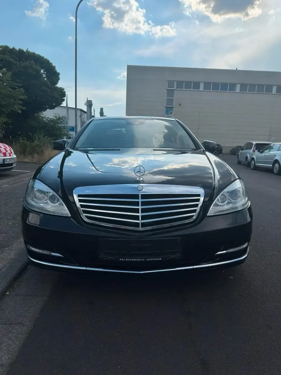 Gebraucht Mercedes S350 258 PS (189 kW) 2011 Schwarz Limousine