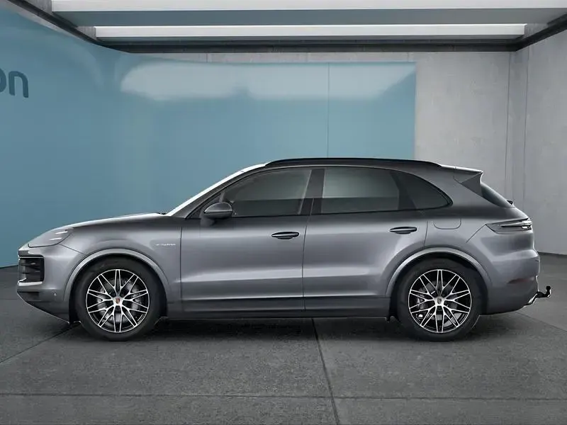 Gebraucht Porsche Cayenne 470 PS (345 kW) 2025 Grau SUV