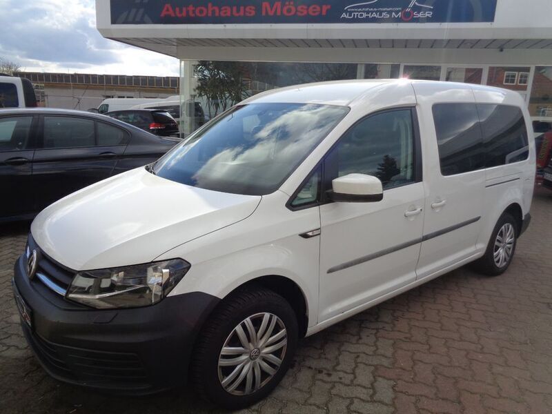 Weiß Gebraucht 2017 VW Caddy Maxi Van / Kleinbus | 11.480 € (Fairer Preis) - Bild 1/4