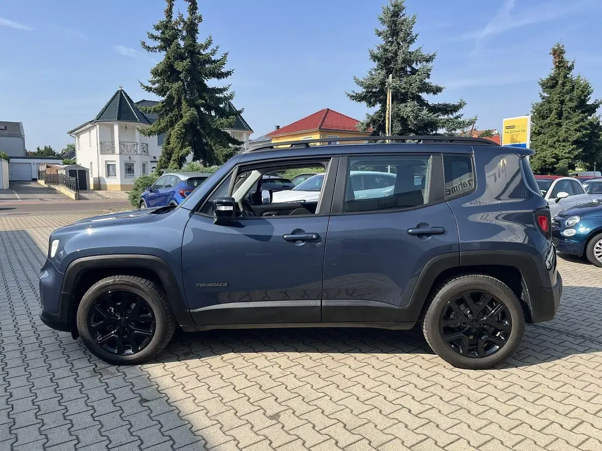 Gebraucht Jeep Renegade Night Eagle 120 PS (88 kW) 2022 Blau SUV