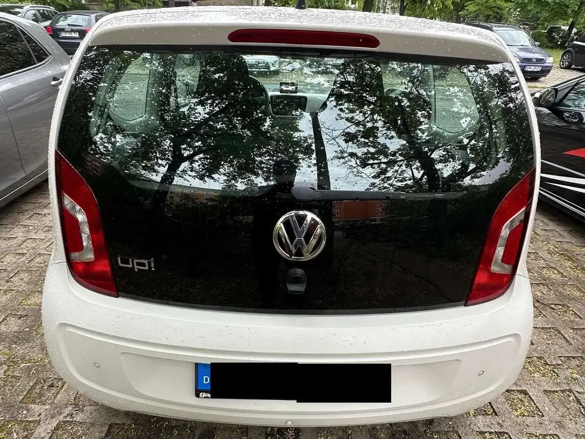 Używany VW up! move up! 75 KM (55 kW) 2013 Biały Hatchback