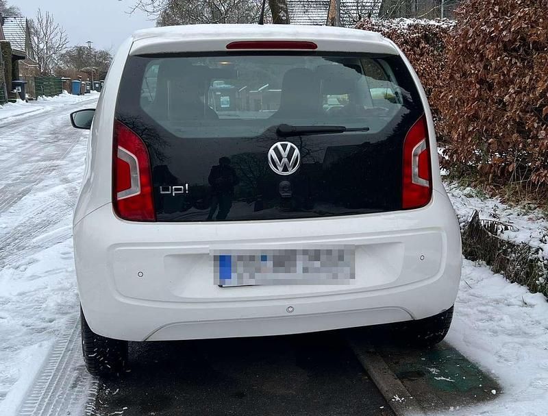 Gebraucht VW up! 60 PS (44 kW) 2016 Weiß Kleinwagen