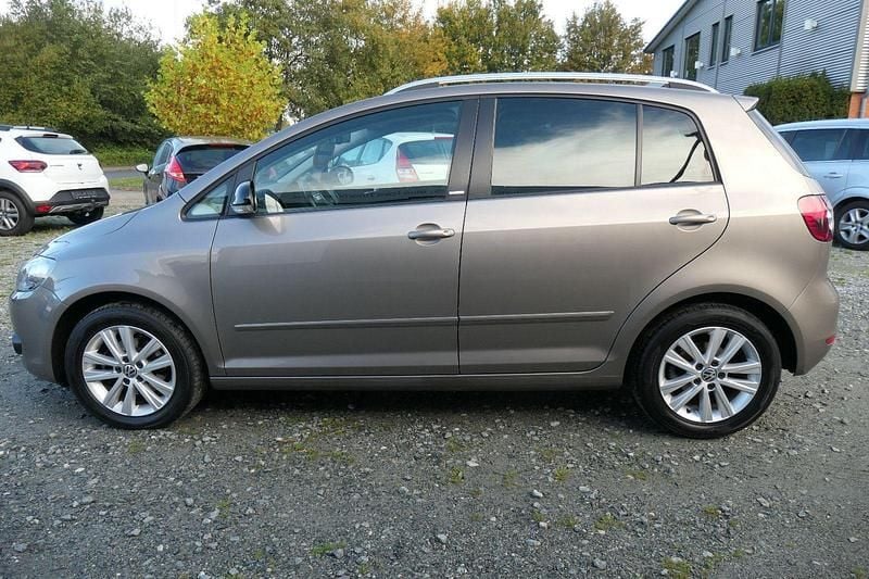 Gebraucht VW Golf VII S 105 PS (77 kW) 2012 Braun Limousine