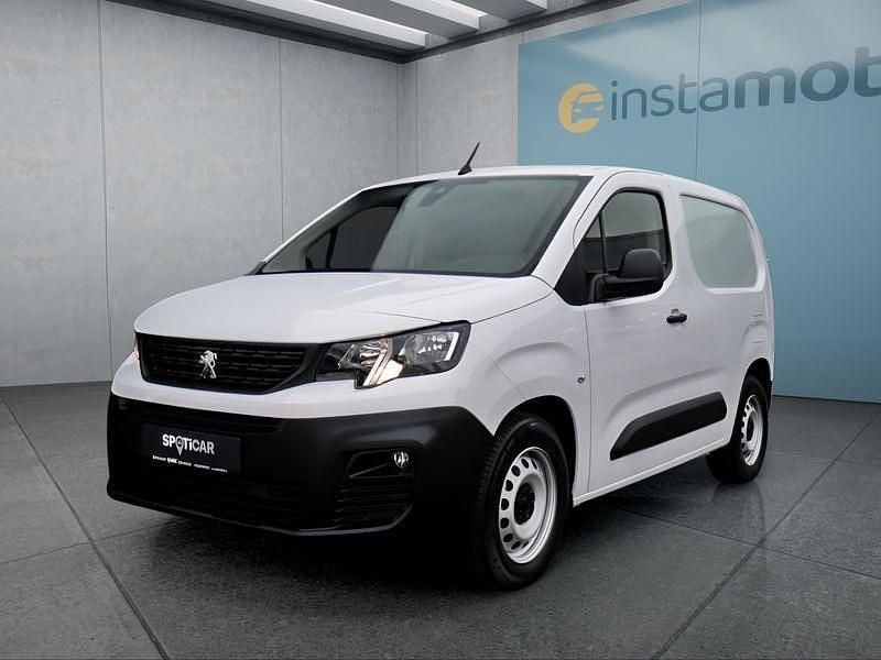 Weiß Gebraucht 2022 Peugeot E-Partner Van / Kleinbus | 20.499 € (Etwas zu teuer) - Bild 1/4