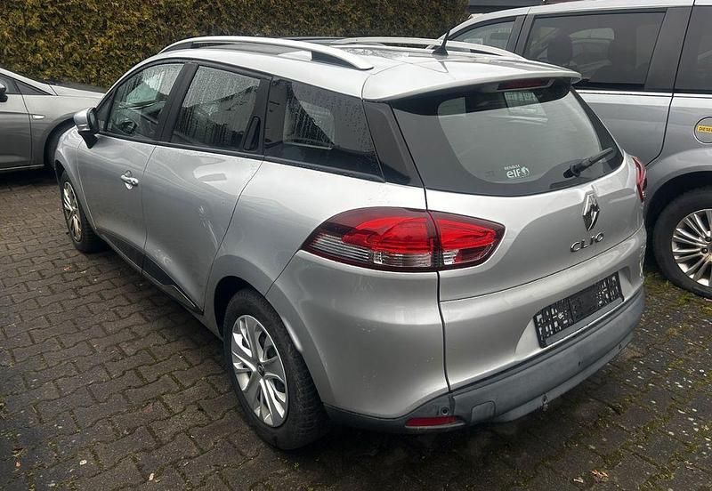 Gebraucht Renault Clio IV LIMITED 90 PS (66 kW) 2019 Silber Limousine