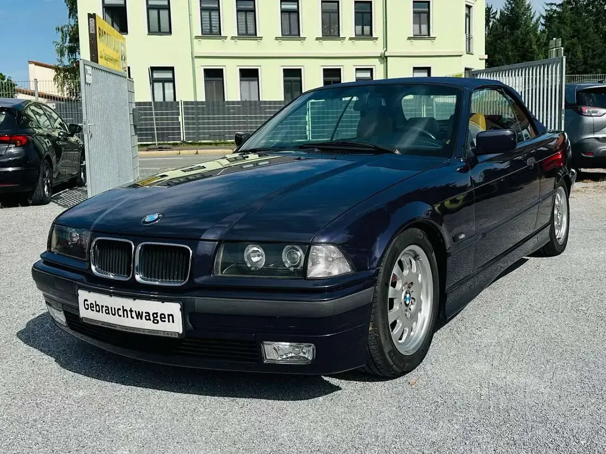 Gebraucht BMW 320 Cabriolet Sport Line 150 PS (110 kW) 1995 Blau Cabrio