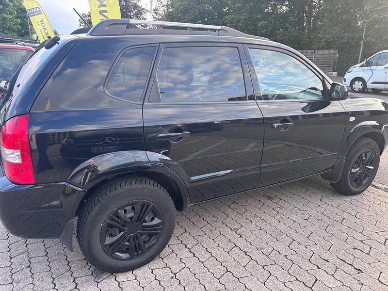 Schwarz Gebraucht 2006 Hyundai Tucson GLS SUV | 1.999 € (Superpreis) - Bild 1/4