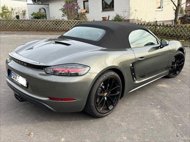 Gebraucht Porsche 718 Boxster Edition 299 PS (219 kW) 2023 Grün Cabrio