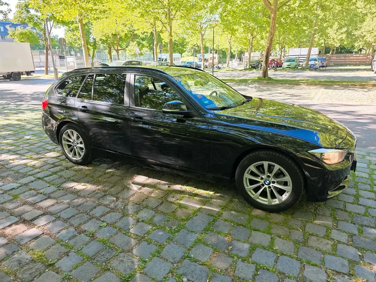 Gebraucht BMW 316 116 PS (85 kW) 2014 Schwarz Kombi