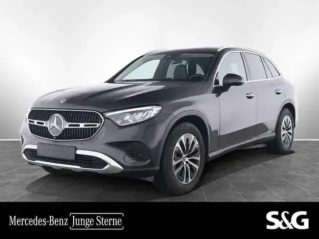 Gebraucht Mercedes GLC220 Avantgarde 197 PS (144 kW) 2025 SUV