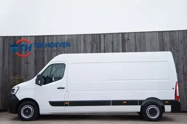 Usata Renault Master 135 CV (99 kW) 2022 Bianco Monovolume