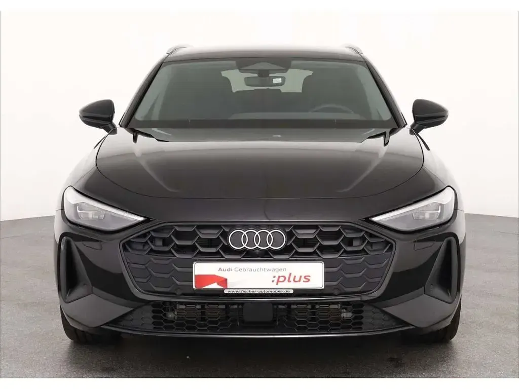 Gebraucht Audi A5 Sport 299 PS (219 kW) 2025 Mythosschwarz metallic Kombi