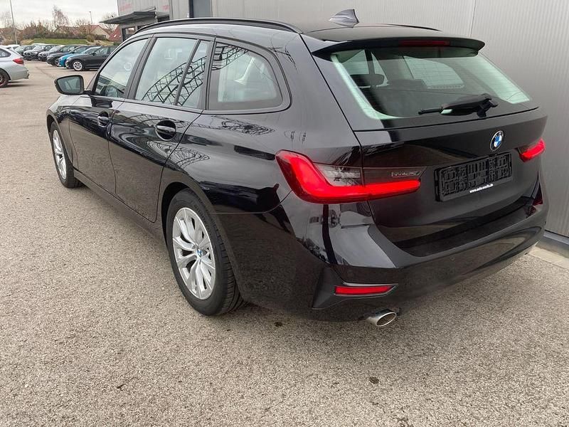 Gebraucht BMW 318 150 PS (110 kW) 2020 Schwarz Kombi