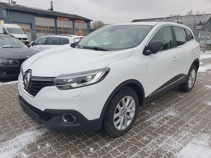 Weiß Gebraucht 2018 Renault Kadjar Collection SUV | 10.300 € (Superpreis) - Bild 1/4