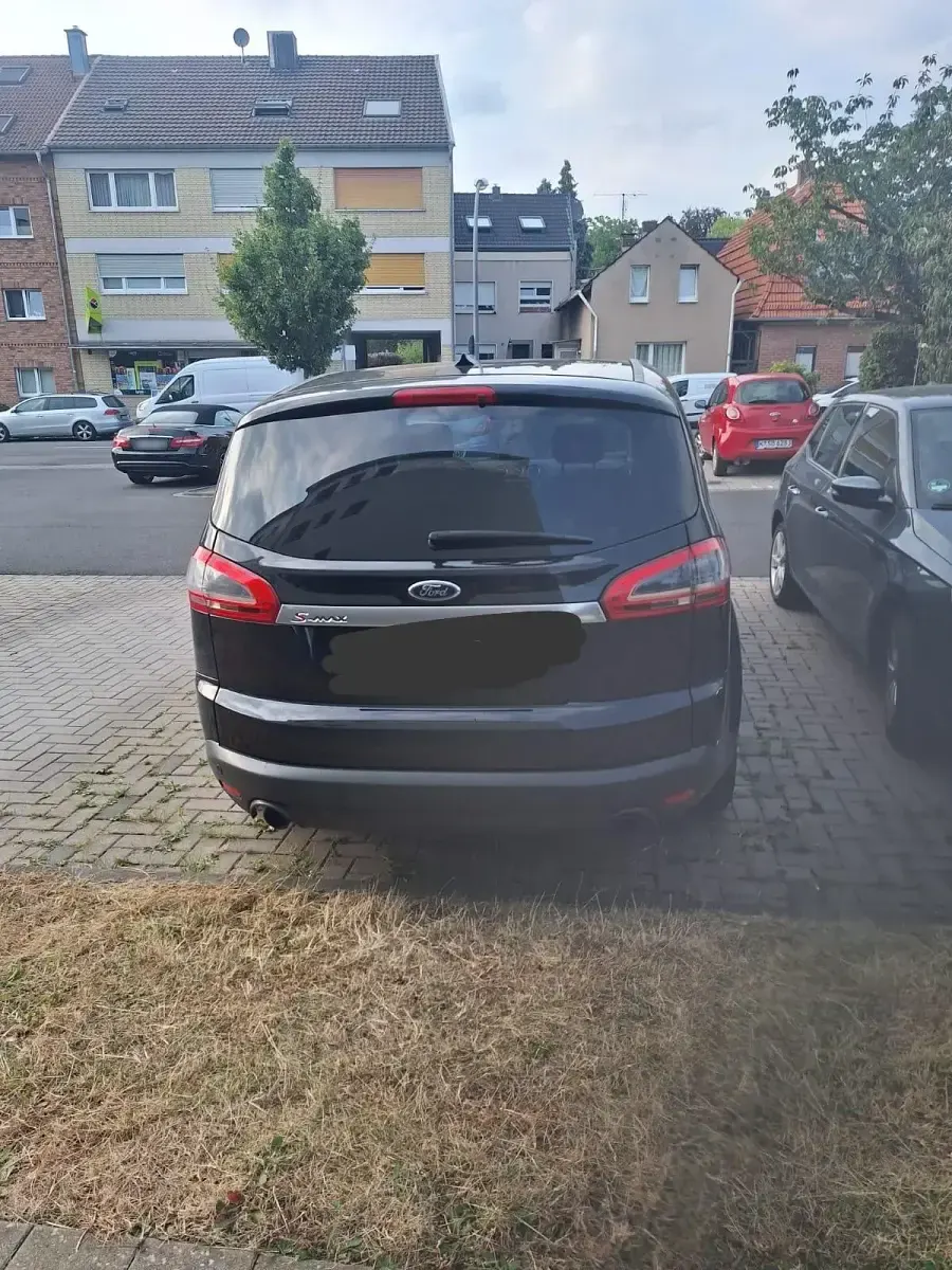 Gebraucht Ford S-MAX S 203 PS (149 kW) 2010 Schwarz Van / Kleinbus