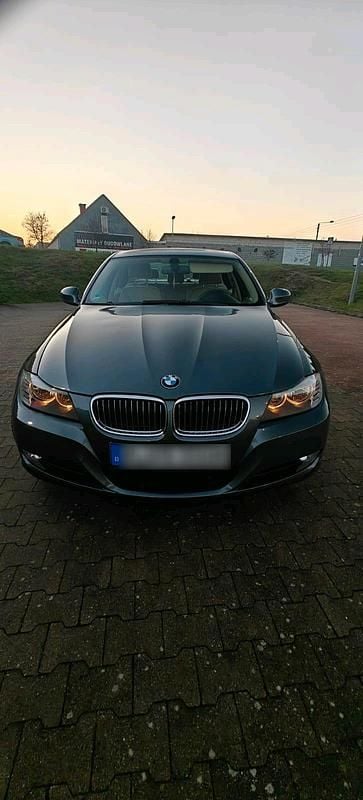 Second-hand BMW 325 218 CP (160 kW) 2008 Gri Berlinǎ