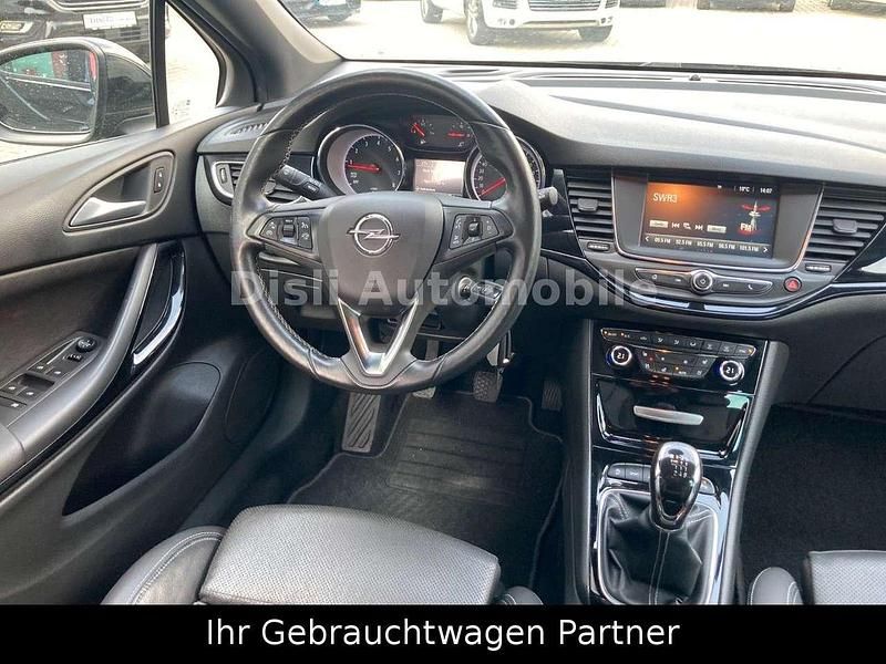 Gebraucht Opel Astra Dynamic 125 PS (91 kW) 2017 Schwarz Kombi