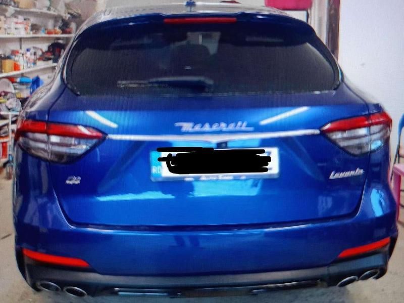 Gebraucht Maserati Levante 349 PS (256 kW) 2021 Blau SUV