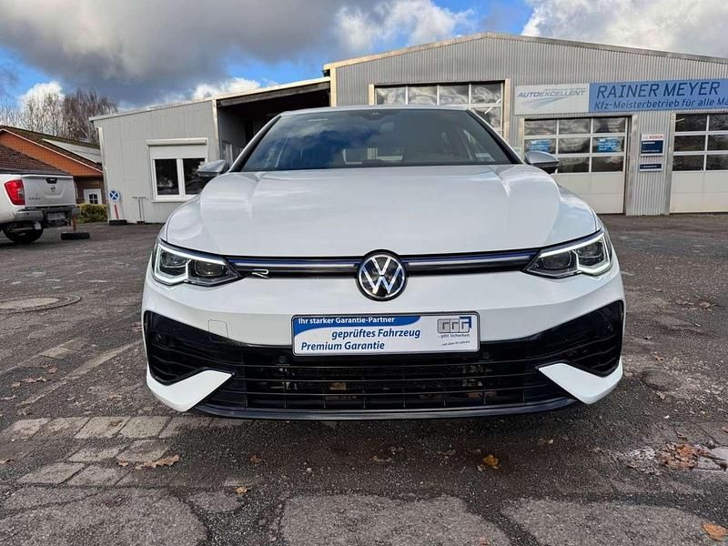 Gebraucht VW Golf VIII Sound 320 PS (235 kW) 2022 Pure white Limousine