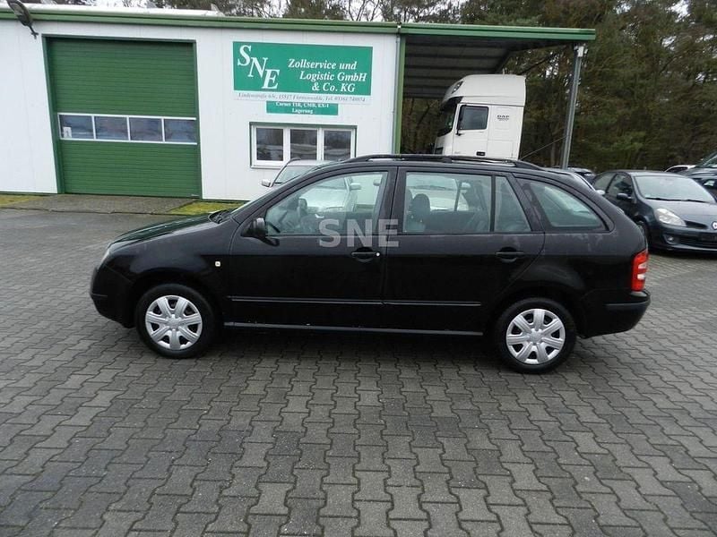 Schwarz Gebraucht 2003 Skoda Fabia Comfort Kombi | 2.290 € (Fairer Preis) - Bild 1/4