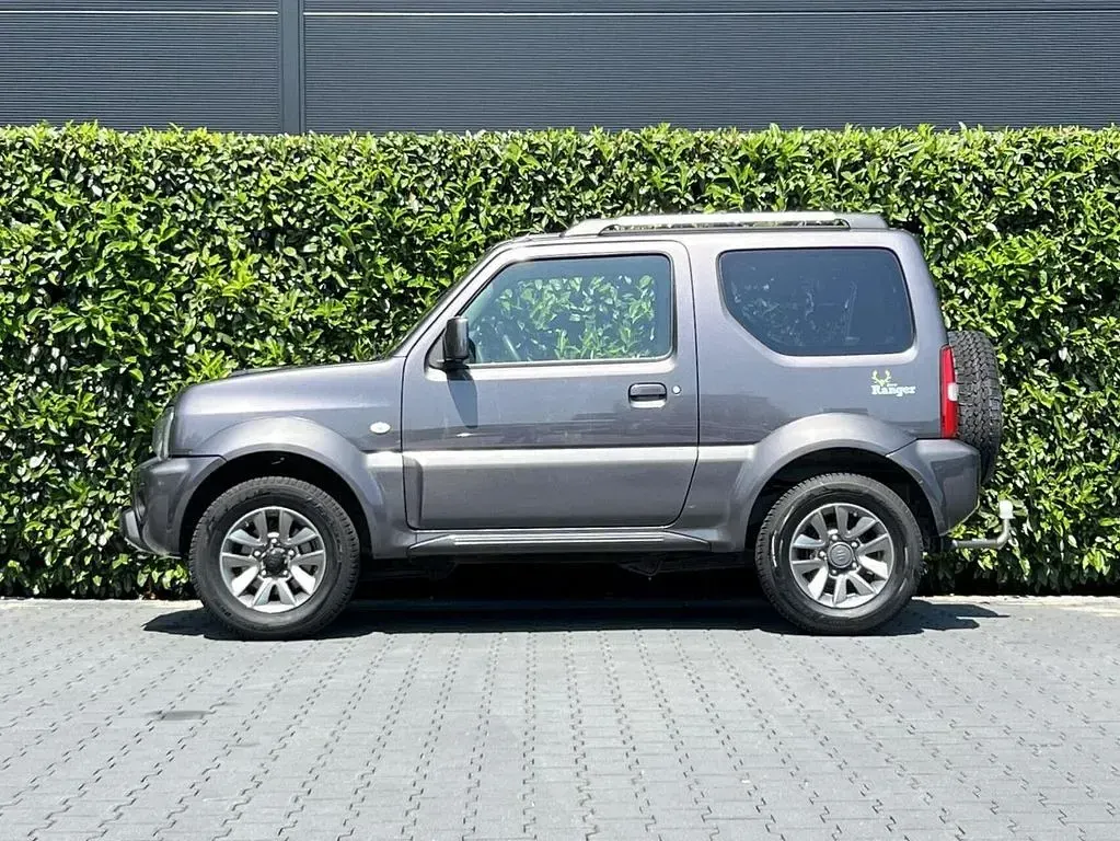 Gebraucht Suzuki Jimny Exclusive 86 PS (63 kW) 2017 Grau SUV