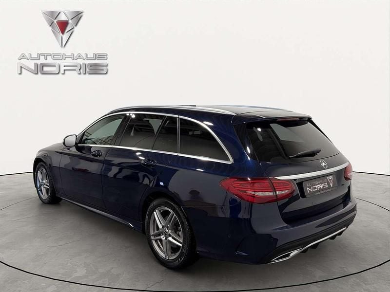 Gebraucht Mercedes C220 AMG 194 PS (142 kW) 2021 Cavansitblau  metalliclack Kombi