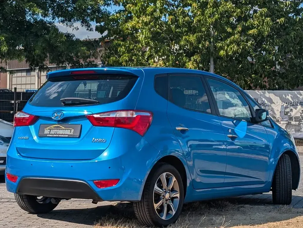 Gebraucht Hyundai i20 Style 125 PS (91 kW) 2019 Blau Kleinwagen