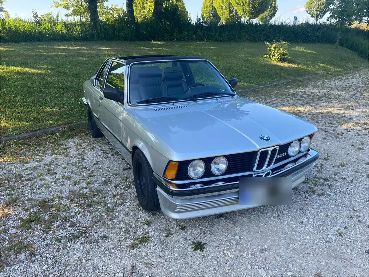 Gebraucht BMW 320 125 PS (91 kW) 1980 Silber Cabrio
